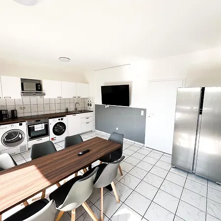 Apartmán House - Linn 20 Min To Dus Airport & Messe *