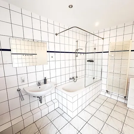 Apartmán House - Linn 20 Min To Dus Airport & Messe *